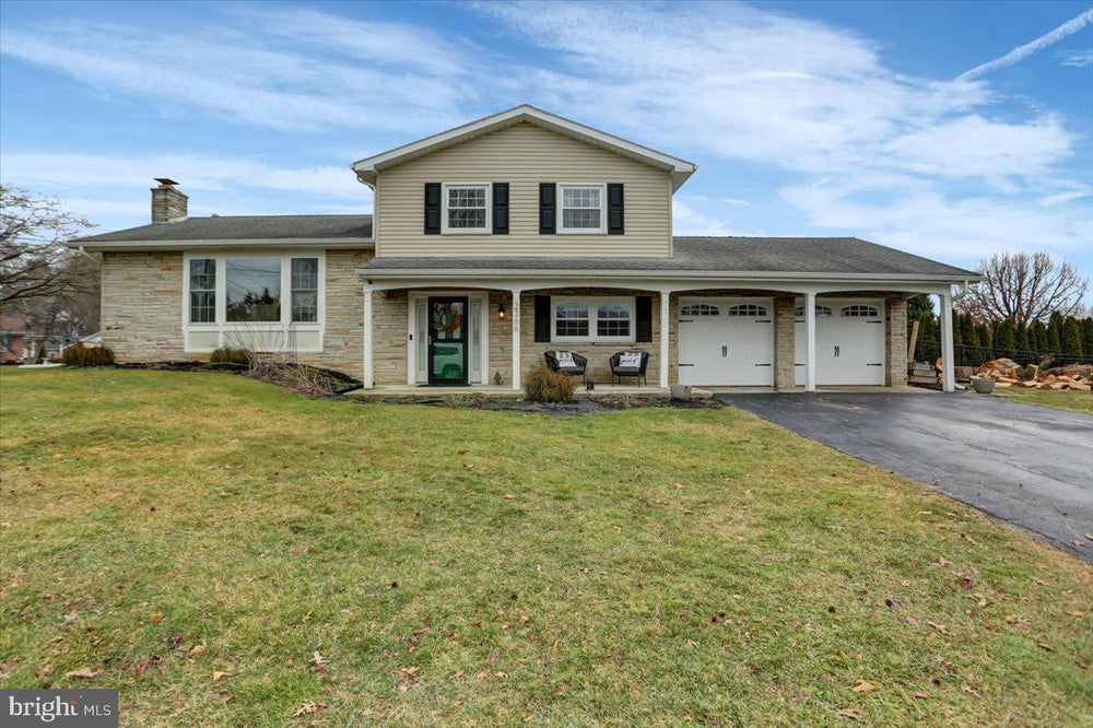 2366 High Avenue, CHAMBERSBURG, PA 17201 ERA