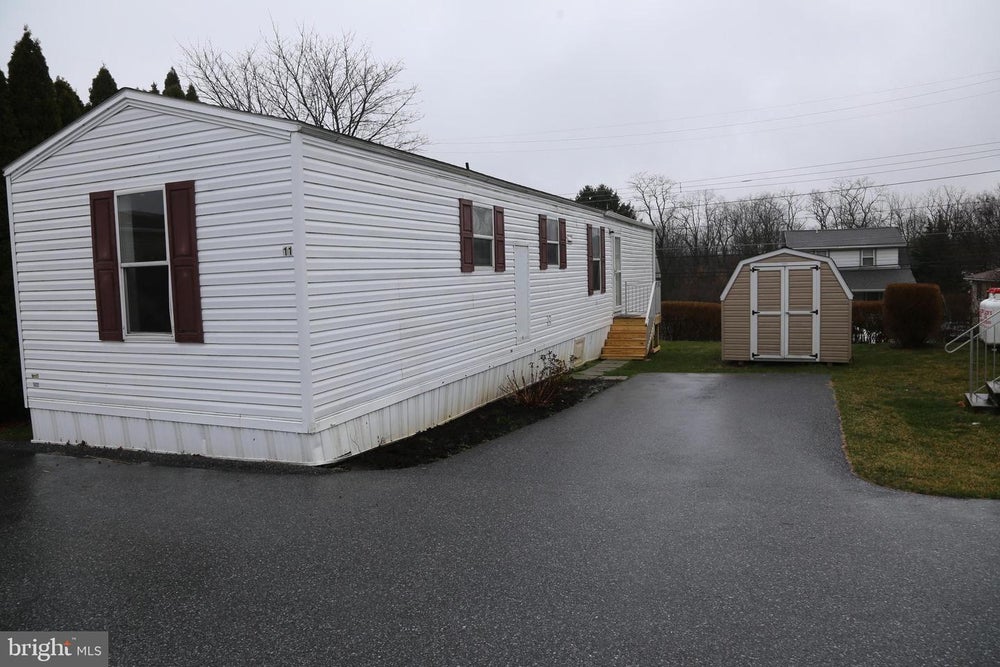 1412 Sandhill Rd 11, LEBANON, PA 17046 BHGRE