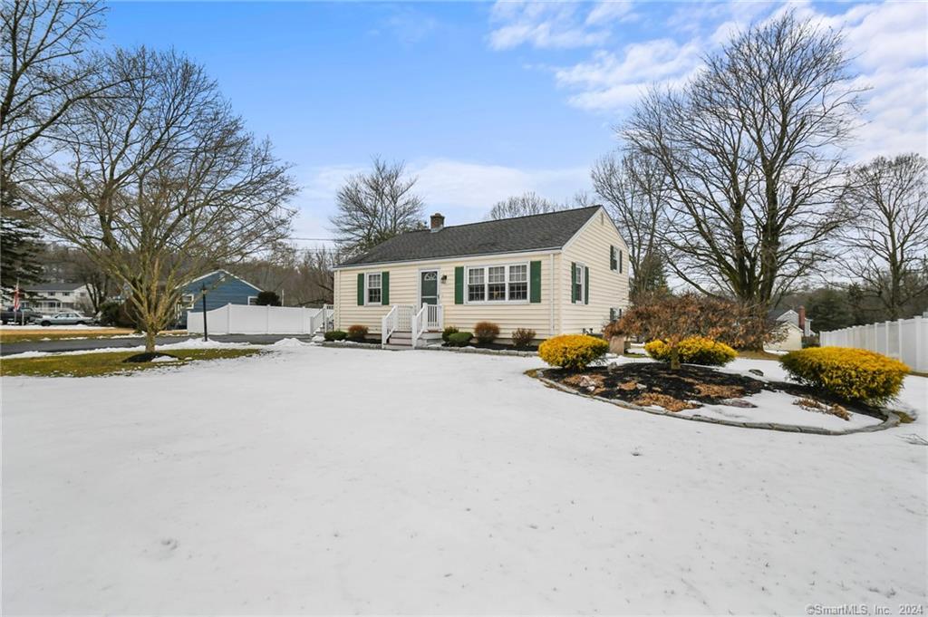 5 Pioneer Drive North Branford CT 06471 BHGRE