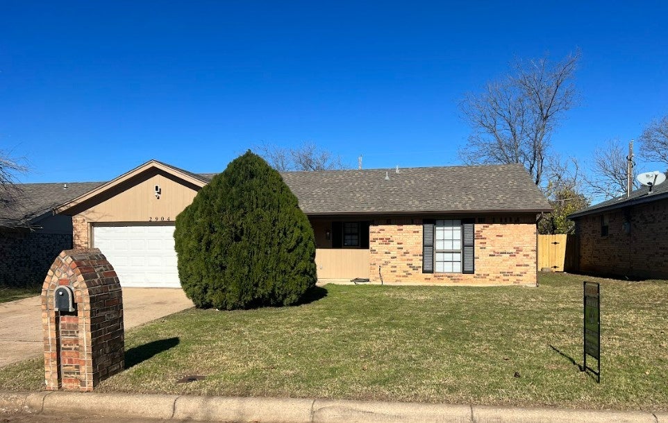 2904 S Meadow Drive, Fort Worth, TX 76133 ERA