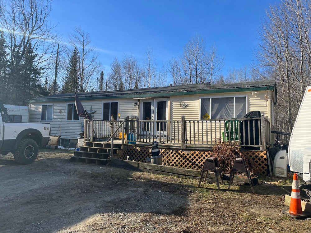 96 Loop Road S, Searsport, ME 04974 BHGRE