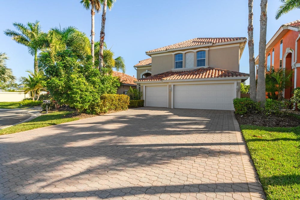 312 10th Avenue E, PALMETTO, FL 34221 BHGRE