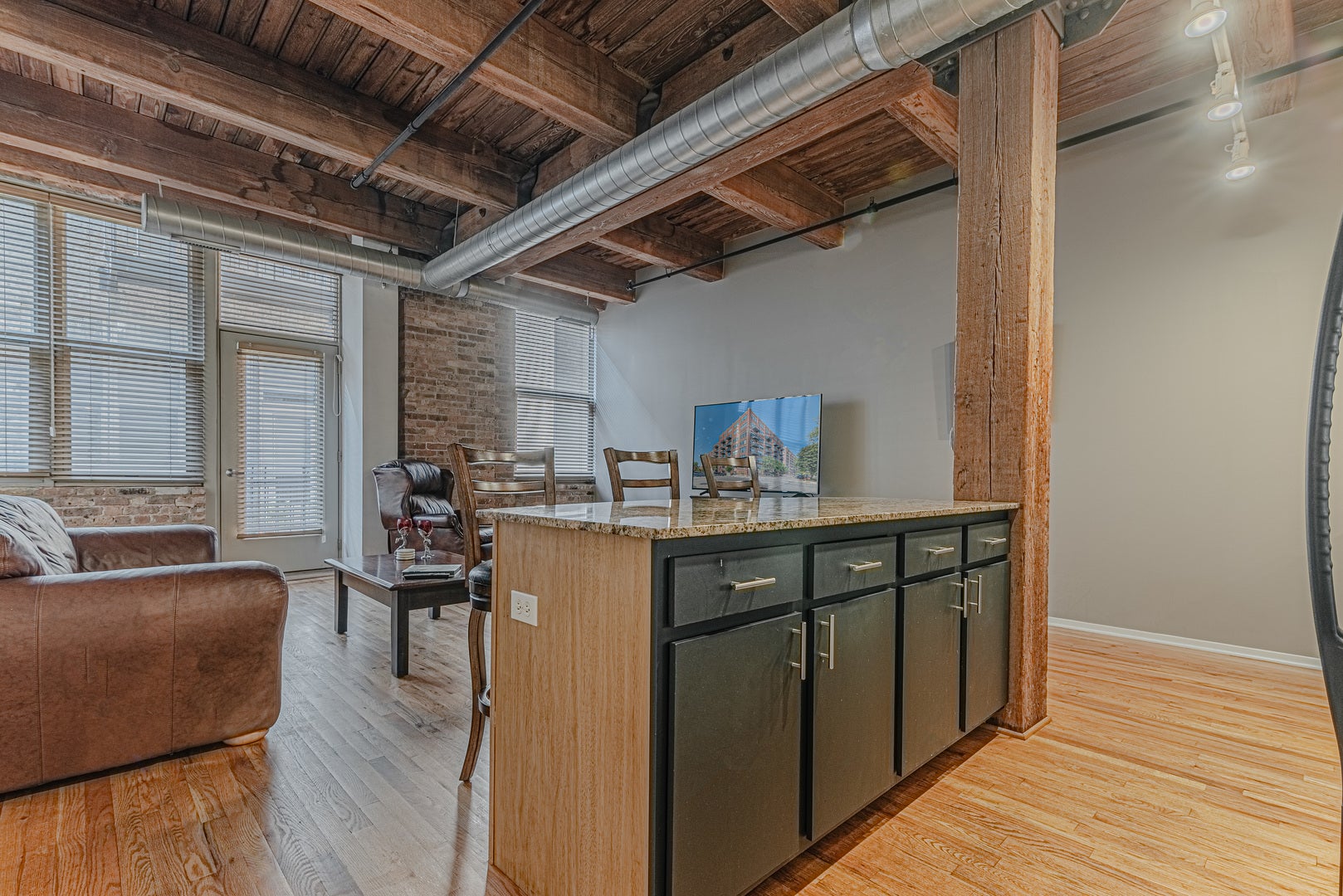 Chicago Real Estate | View 1500 W Monroe Street, 517 | Listing | View 5