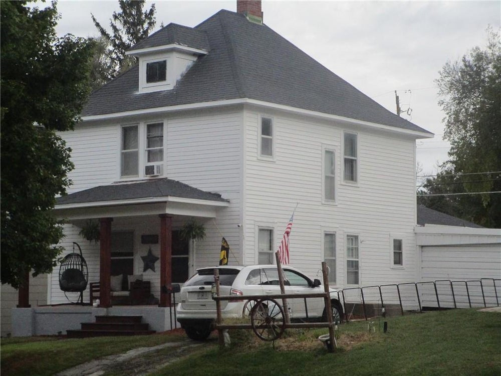 705 Main Street, Tarkio, MO 64491 BHGRE