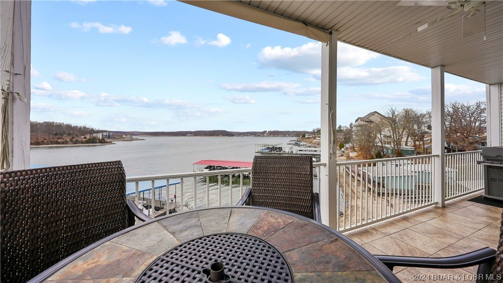 1217 Jeffries Road B105, Osage Beach, MO 65065 BHGRE