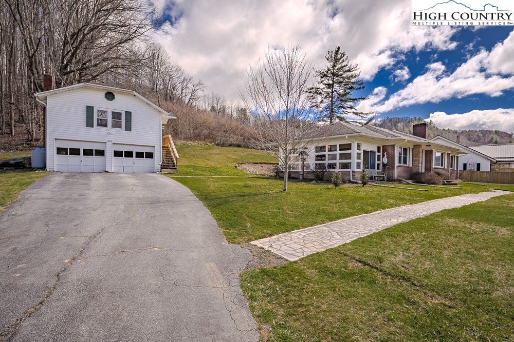 1072/1074 Old Us Highway 421, Sugar Grove, NC 28679 ERA