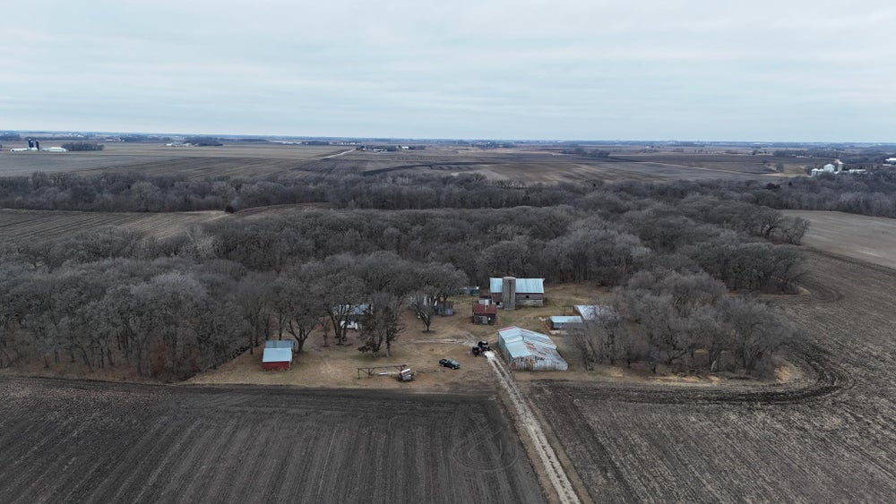 20621 County Road 11, Sleepy Eye, MN 56085 BHGRE