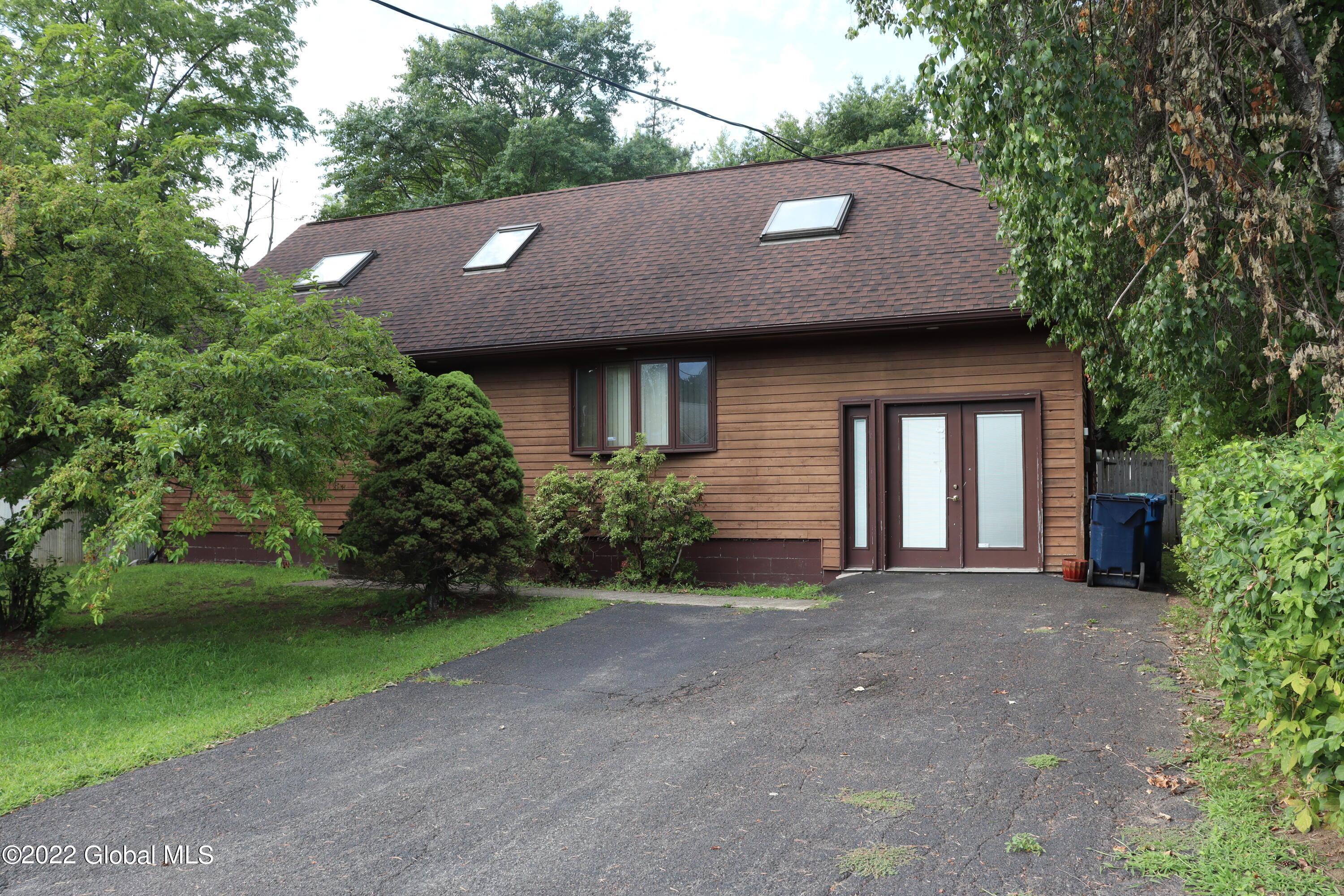 27 Wendell Drive, Colonie, NY 12205 MLS 202225528 Coldwell Banker