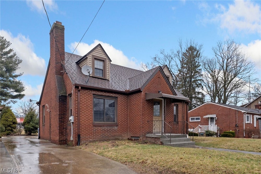 1125 19th Ne, Canton, OH 44714 BHGRE