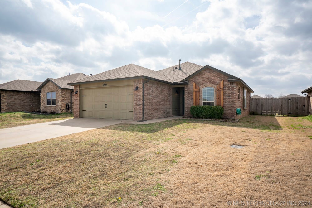 13502 E 134th Place, Collinsville, OK 74021 BHGRE