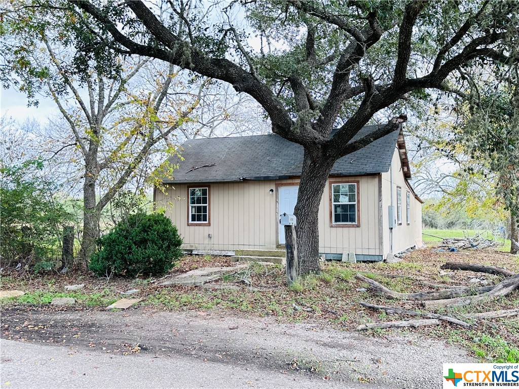 207 Elk Street, Yoakum, TX 77995 MLS 492966 Coldwell Banker