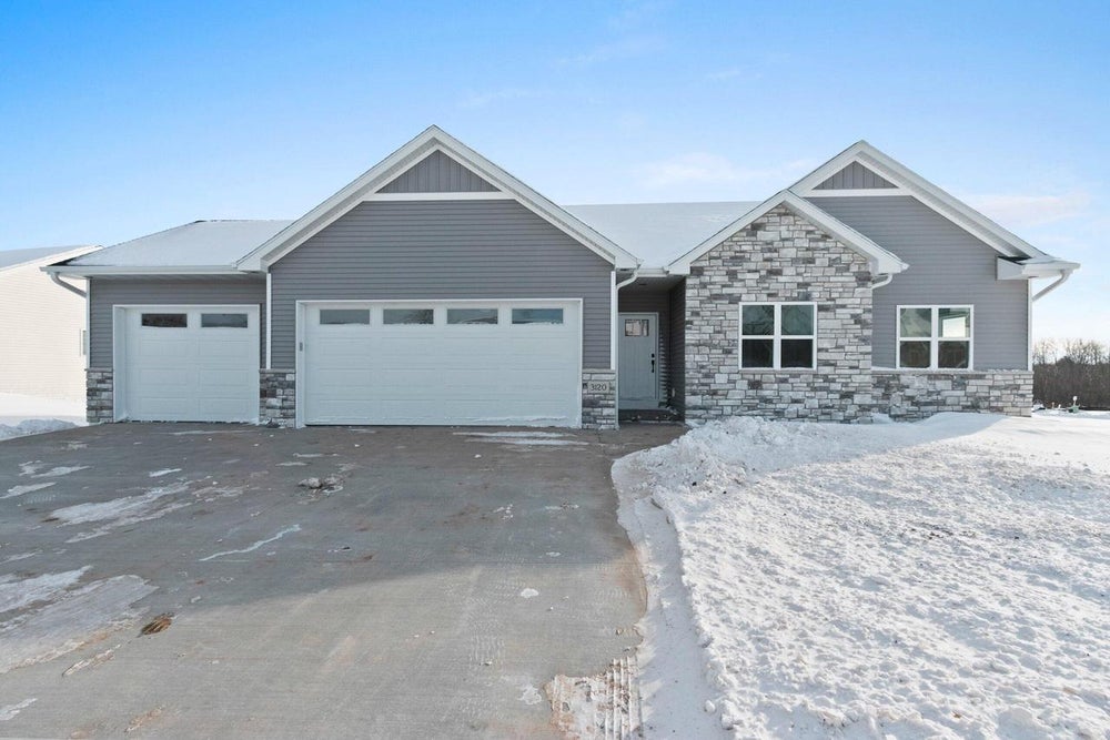 3120 Sandy Ridge DRIVE, Two Rivers, WI 54241 BHGRE