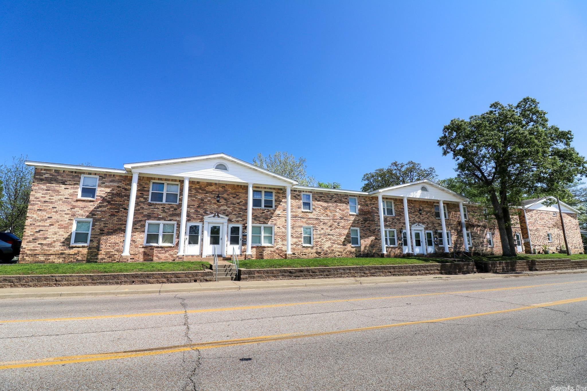 1329 S Madison St, Jonesboro, AR — Coldwell Banker