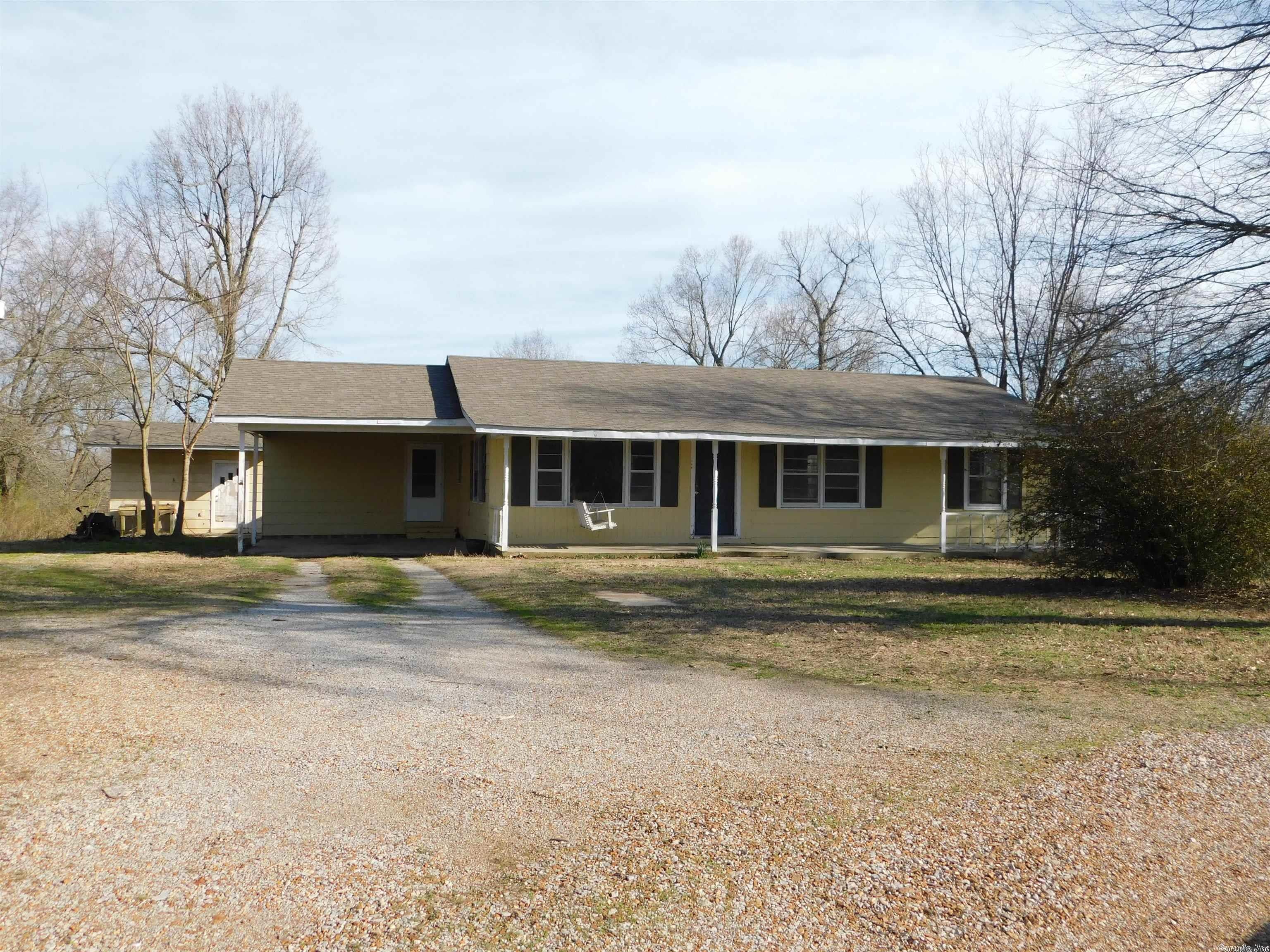 SFR located at 1756 Highway 67 N