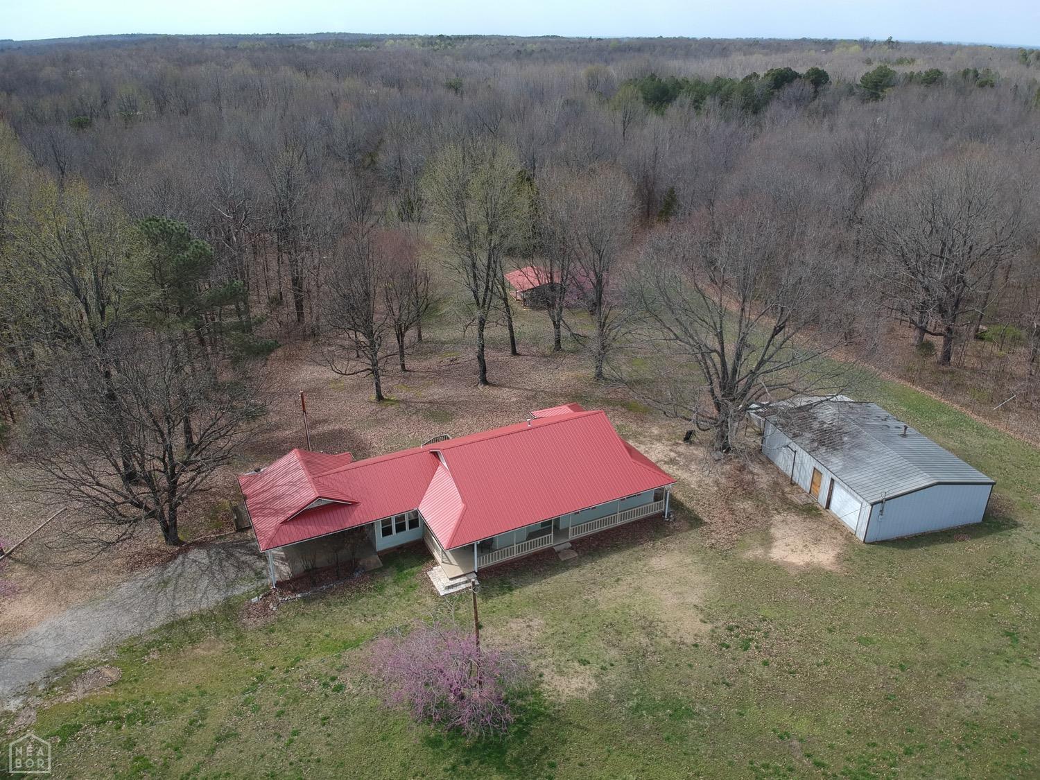 SFR located at 402 Greene 702 Road