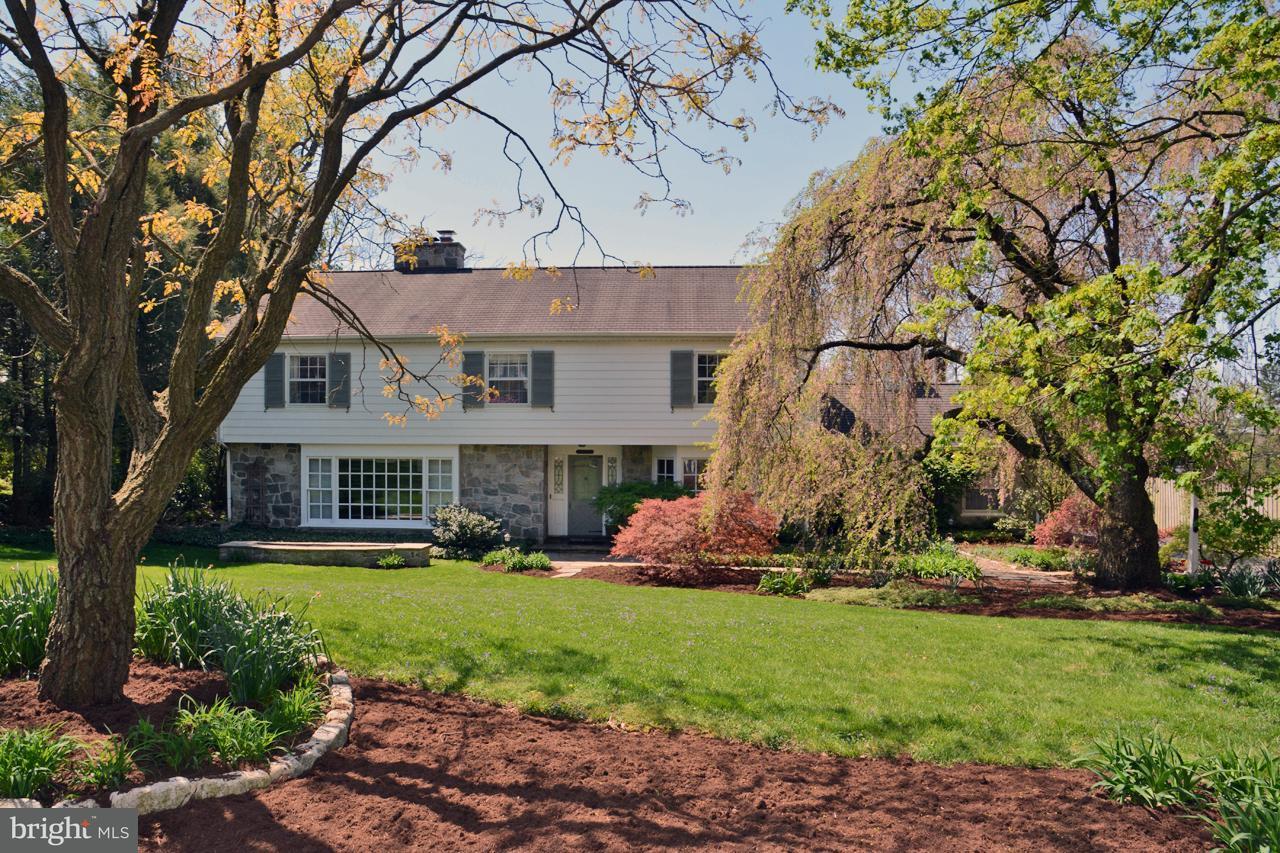 1254 Wheatland Ave Lancaster Pa Mls 1000480780 Coldwell Banker The Heart Icon To Add This Property Your Favorites List