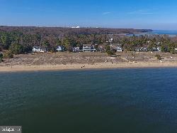 Cove Point Beach Real Estate Find Homes For In 19 Click To View Home Photos