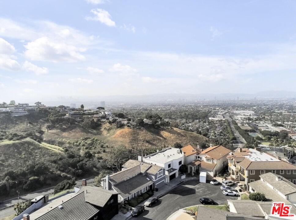 Baldwin Hills, CA Real Estate Housing Market & Trends | Coldwell Banker