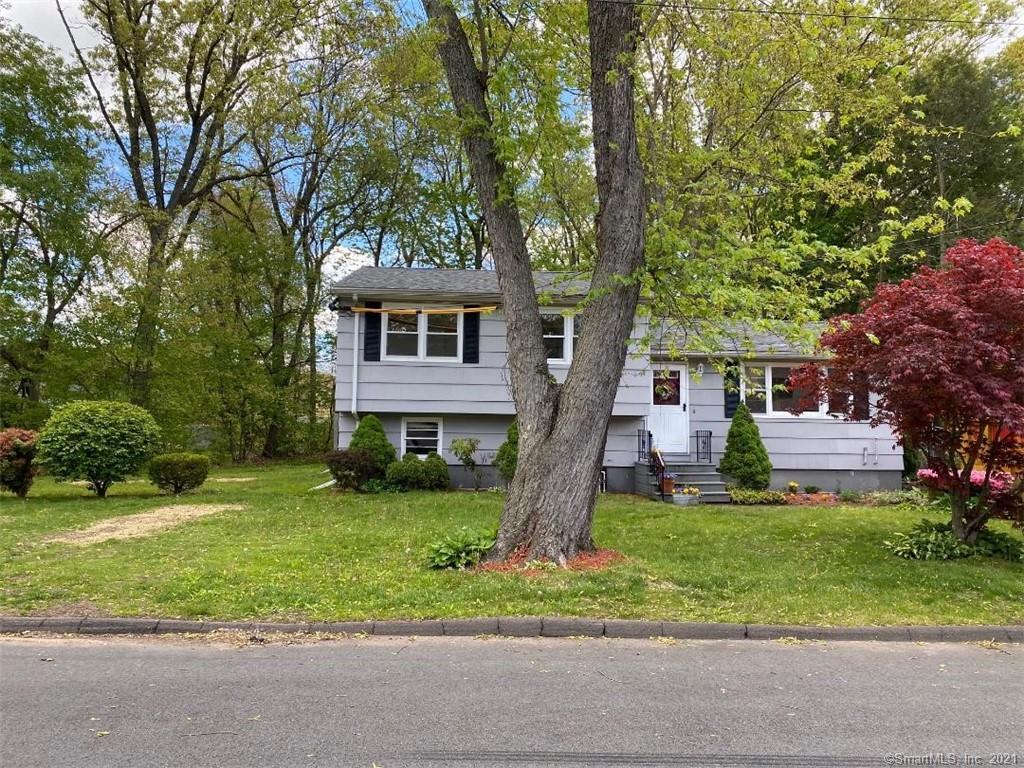 Holly Bryk CENTURY 21 AllPoints Realty Branford, CT