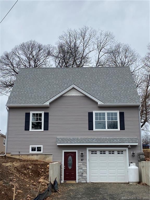 SFR located at 87 Pinehurst Avenue
