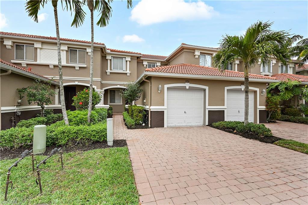 9755 Roundstone Cir, Fort Myers, FL — Coldwell Banker