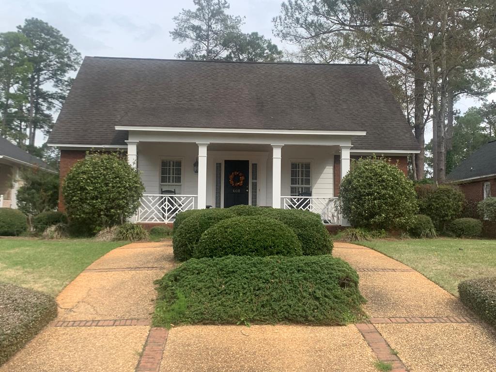 SFR located at 608 Russell Road
