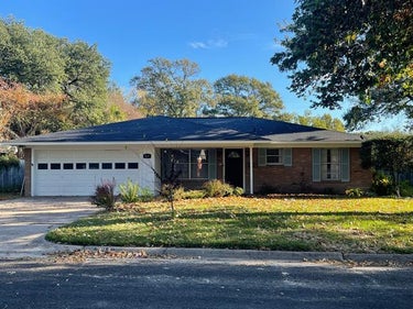 SFR located at 2019 E Belclaire Circle
