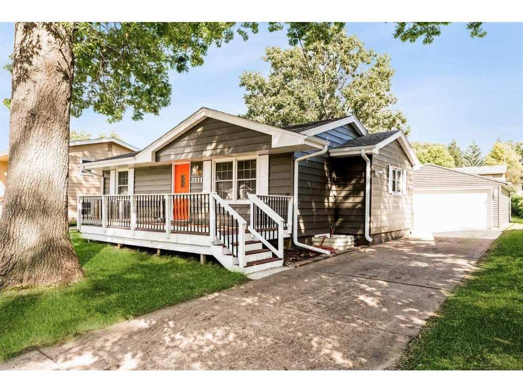SFR located at 3111 E 41st Court