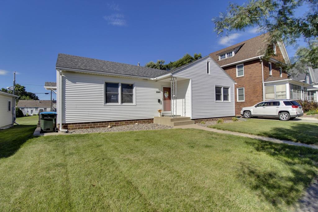 Local Real Estate — Coldwell Banker Associated, Realtors