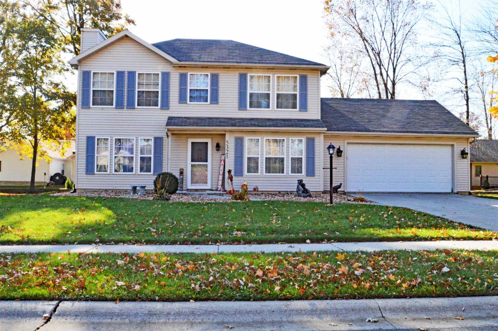 Kelly Redwanski of Coldwell Banker Real Estate Group