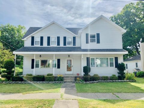 Local Real Estate Homes For Sale North Liberty In Coldwell