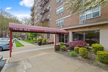 COOP located at 151-25 88th Street #2E