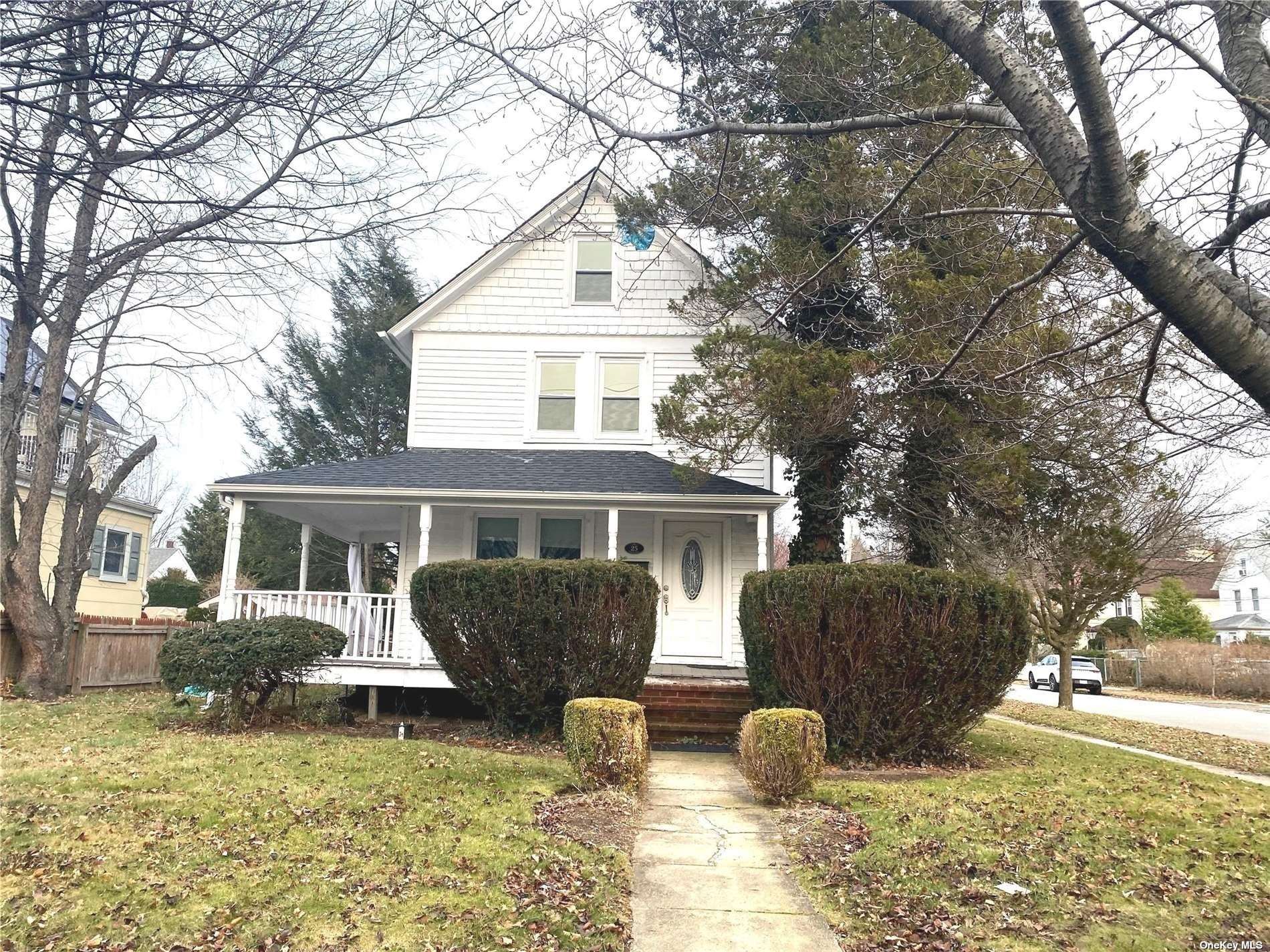 SFR located at 25. Forest Row