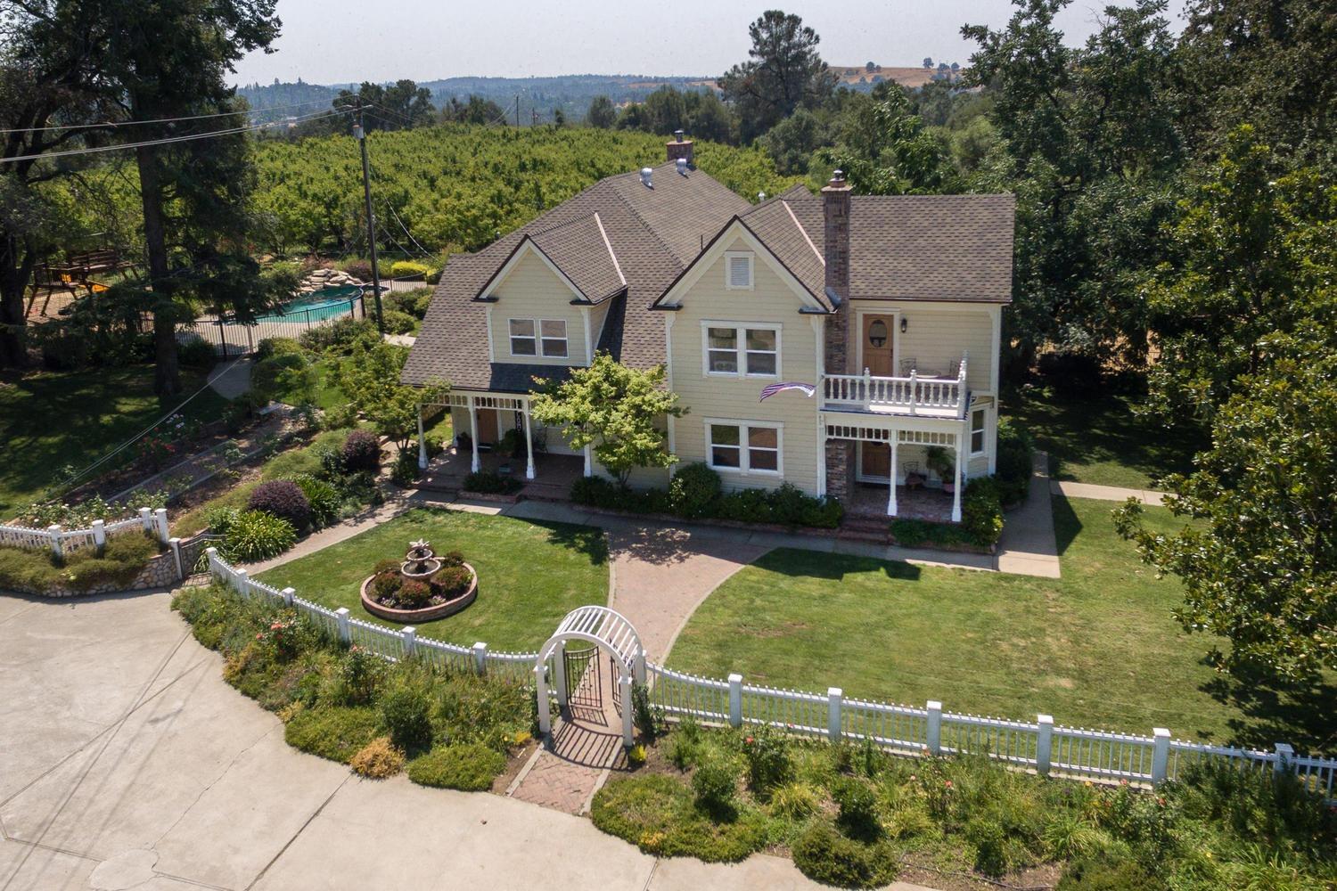 Persimmon Homes Share Price >> 1141 Persimmon Ln, Placerville, CA — MLS# 18003515 — ZipRealty Persimmon Homes Share Price >> 1141 Persimmon Ln, Placerville, CA — MLS# 18003515 — ZipRealty