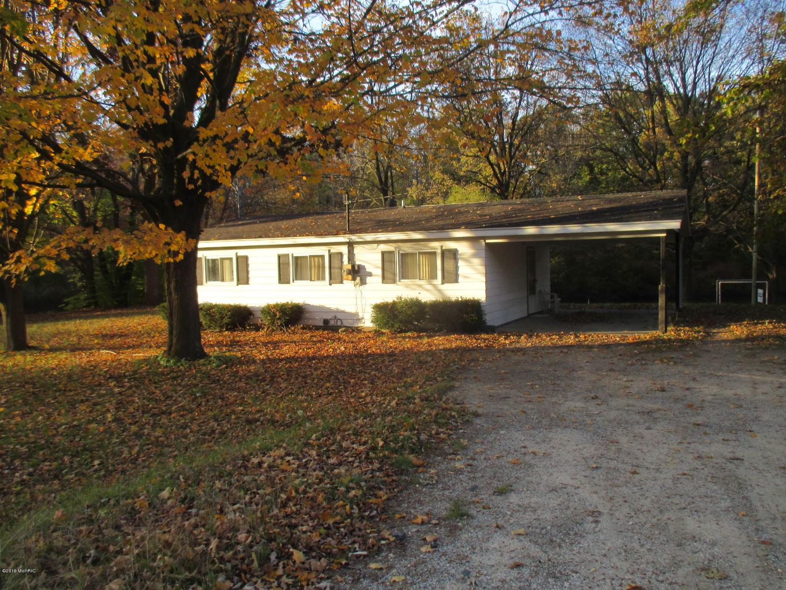 8942 E M 20, HESPERIA, MI — Coldwell Banker