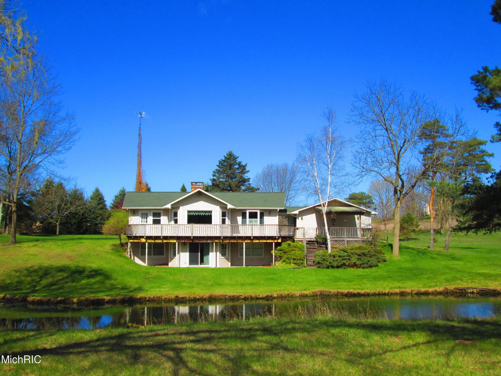 Mary Schaner of Coldwell Banker Anchor Real Estate, Inc. I