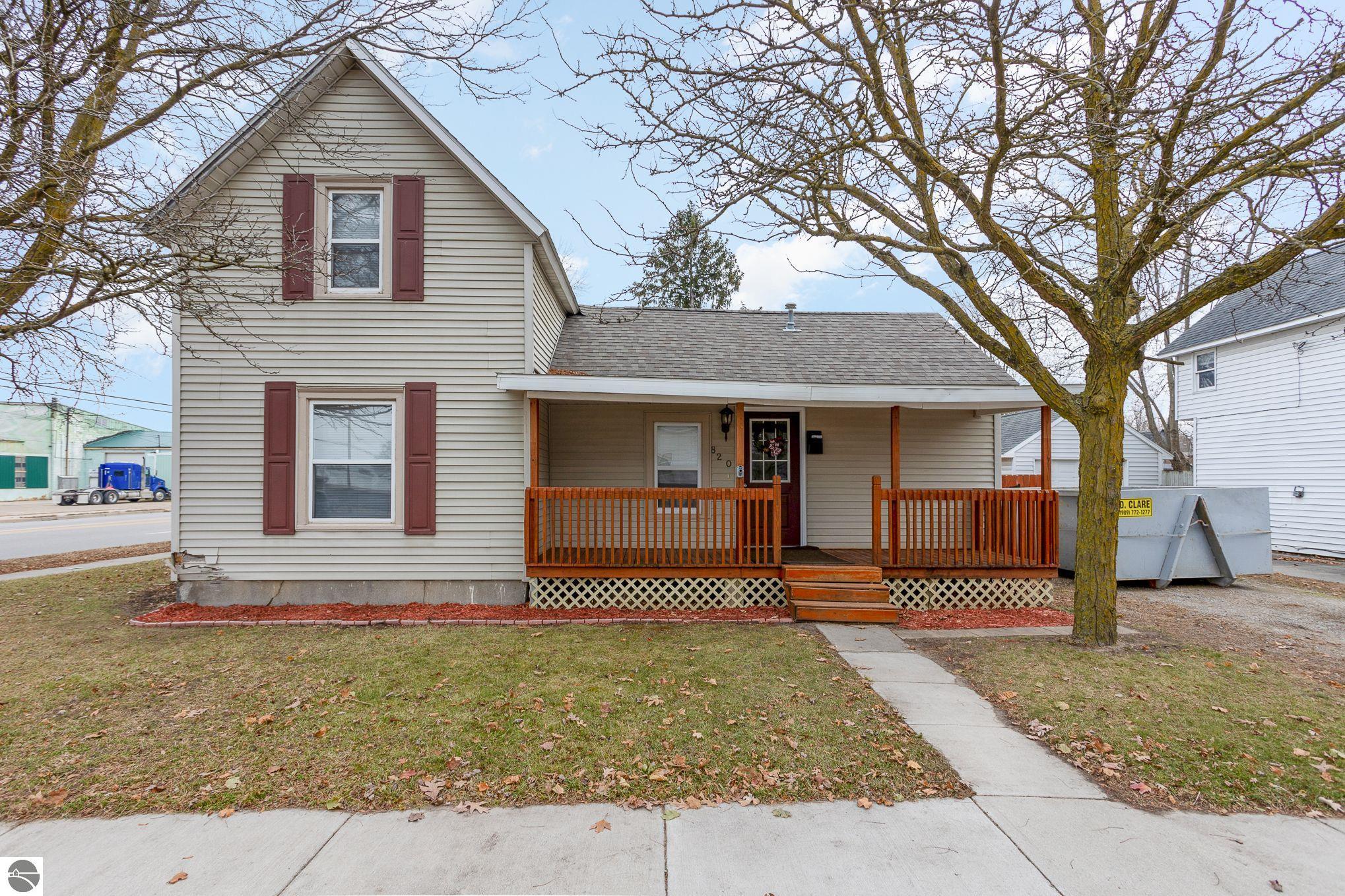 820 N Lansing St, Mt Pleasant, MI — Coldwell Banker