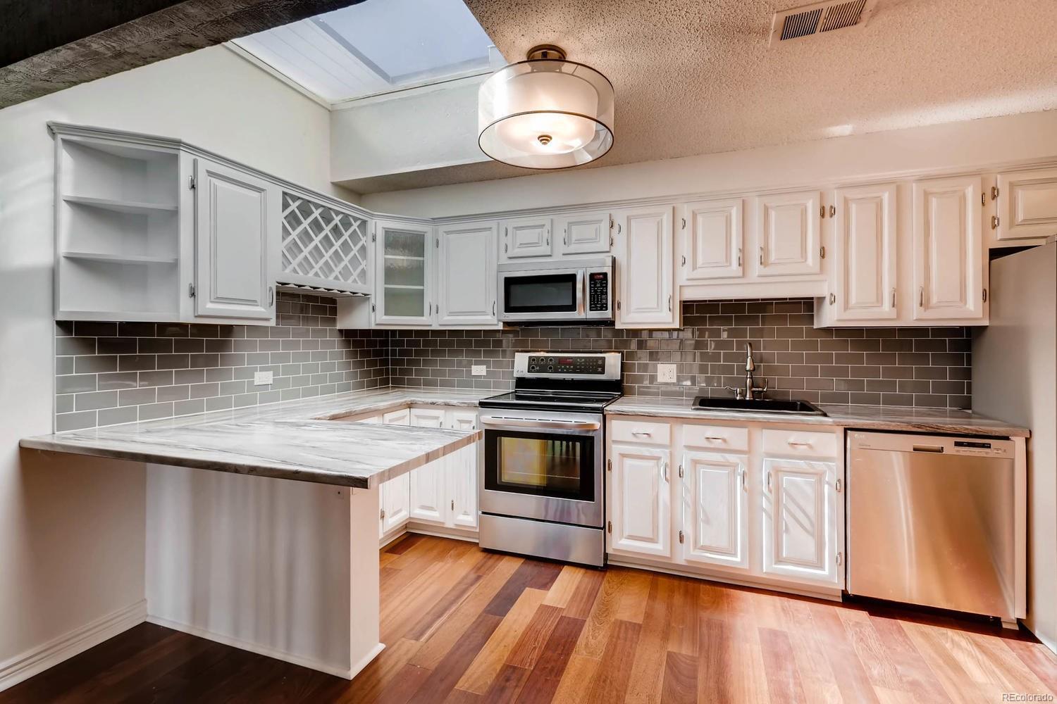 Oak Furniture Land South Marston Oakwood Drive Hazel Crest Il Mls Oak Furniture Land South Marston