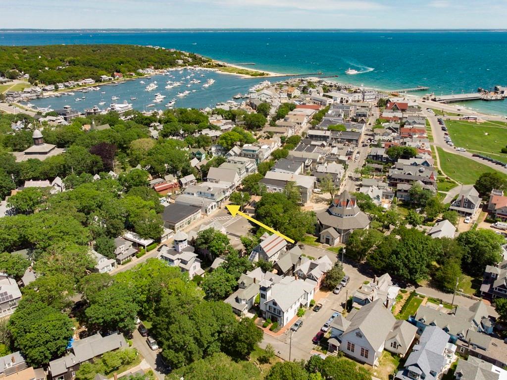 homes for sale oak bluffs ma