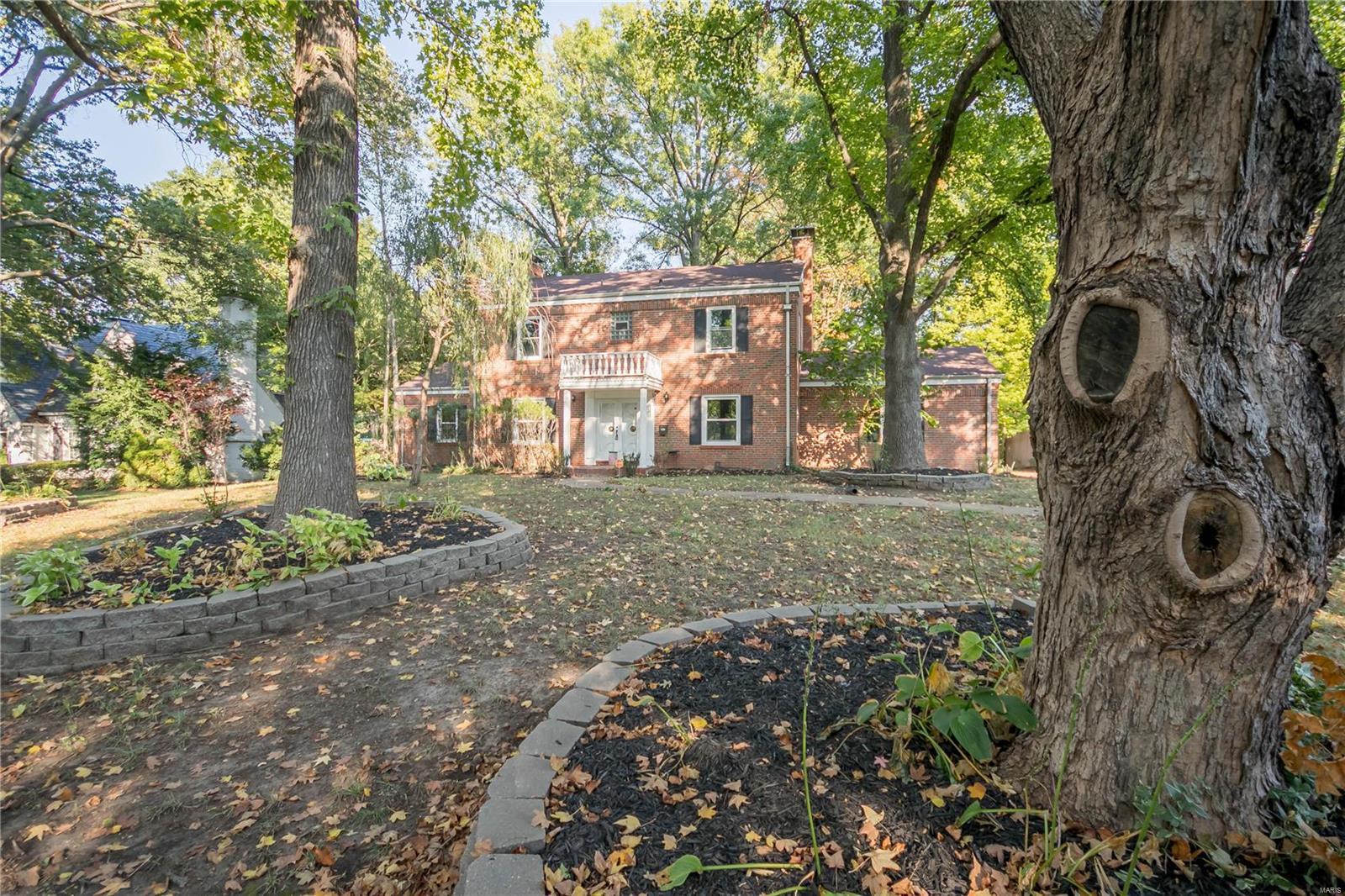 70 Bellerive Acres, Saint Louis, MO — Coldwell Banker