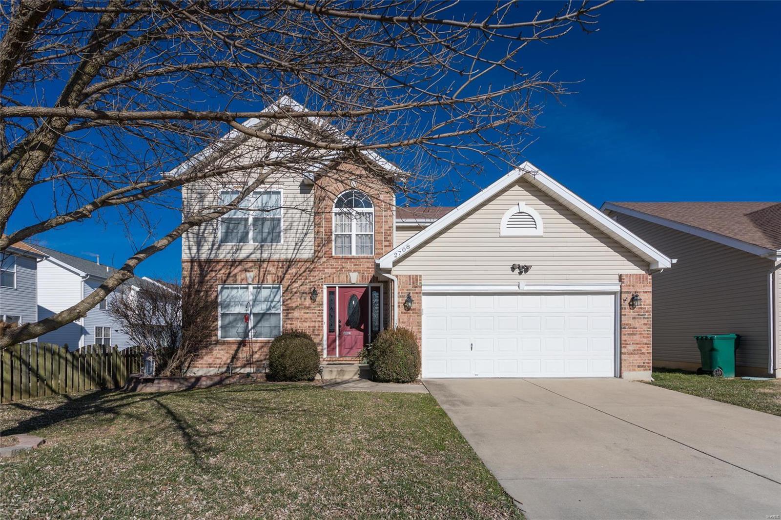 2708 Brookmeadow Drive, Belleville, IL 62221 | Image #1 of 33 from carousel ...
