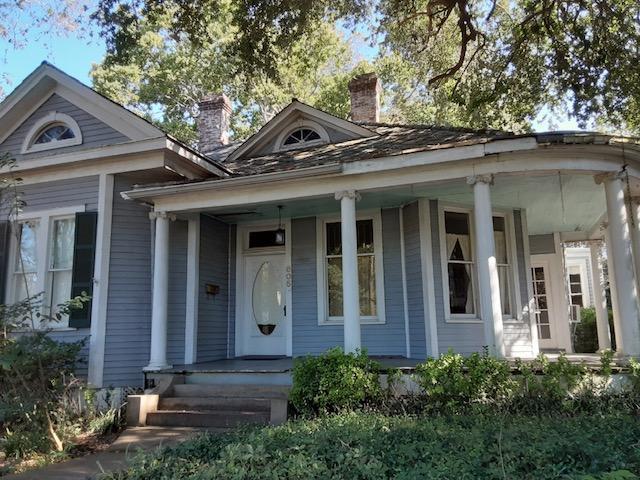 SFR located at 605 Oak Street
