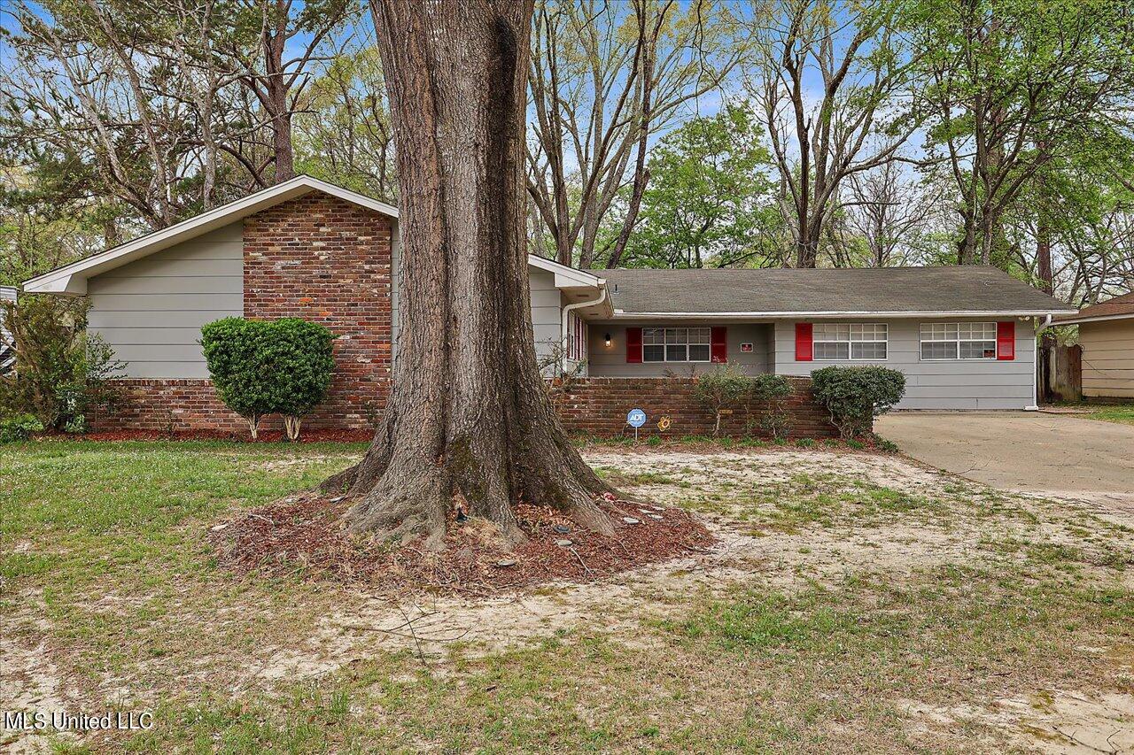 SFR located at 5739 Sedgwick Drive