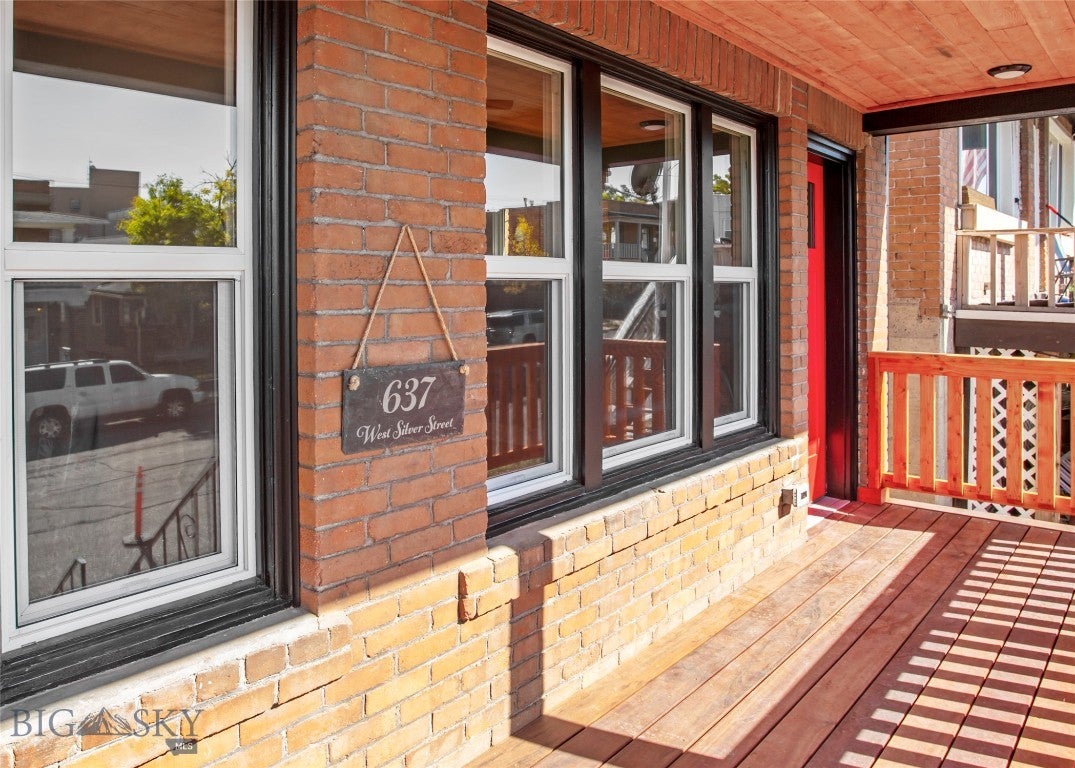 CND/TWN located at 637 W Silver #A