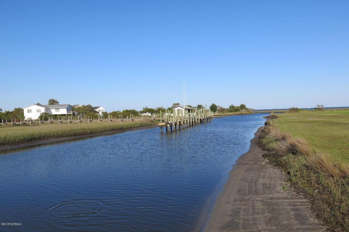 harkers island dating Harkers island is nestled in core sound, between cape lookout and the mainland, at the southern end of north carolina’s outer banks the island is home to the headquarters of cape lookout national seashore, a 50 mile stretch of outer banks. harkers island dating Harkers island is nestled in core sound, between cape lookout and the mainland, at the southern end of north carolina’s outer banks the island is home to the headquarters of cape lookout national seashore, a 50 mile stretch of outer banks.