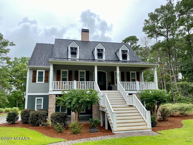SFR located at 492 Hearthside Drive Se