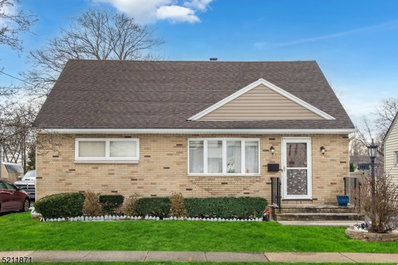 East Rutherford, NJ Real Estate Housing Market & Trends | Better Homes and Gardens<sup>®</sup> Real Estate