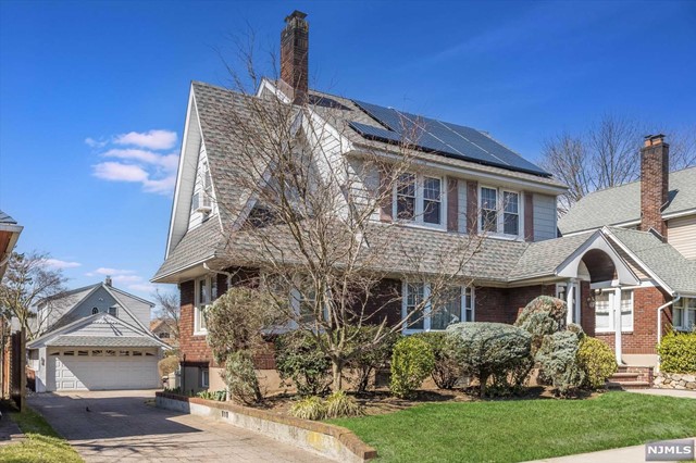 Fair Lawn, NJ Real Estate Housing Market & Trends | Better Homes and Gardens<sup>®</sup> Real Estate