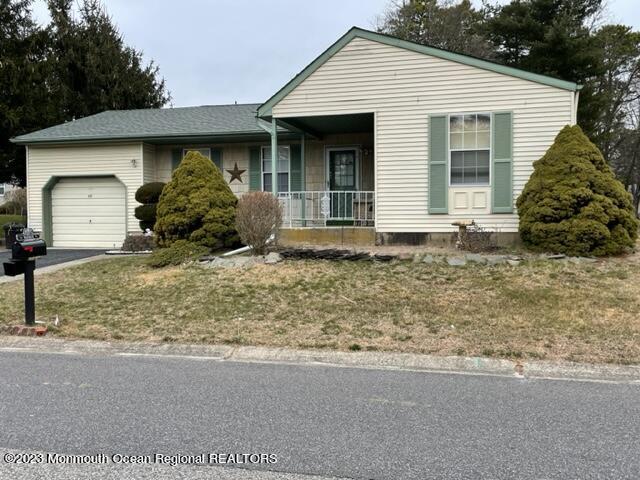 SFR located at 10 Penwood Drive