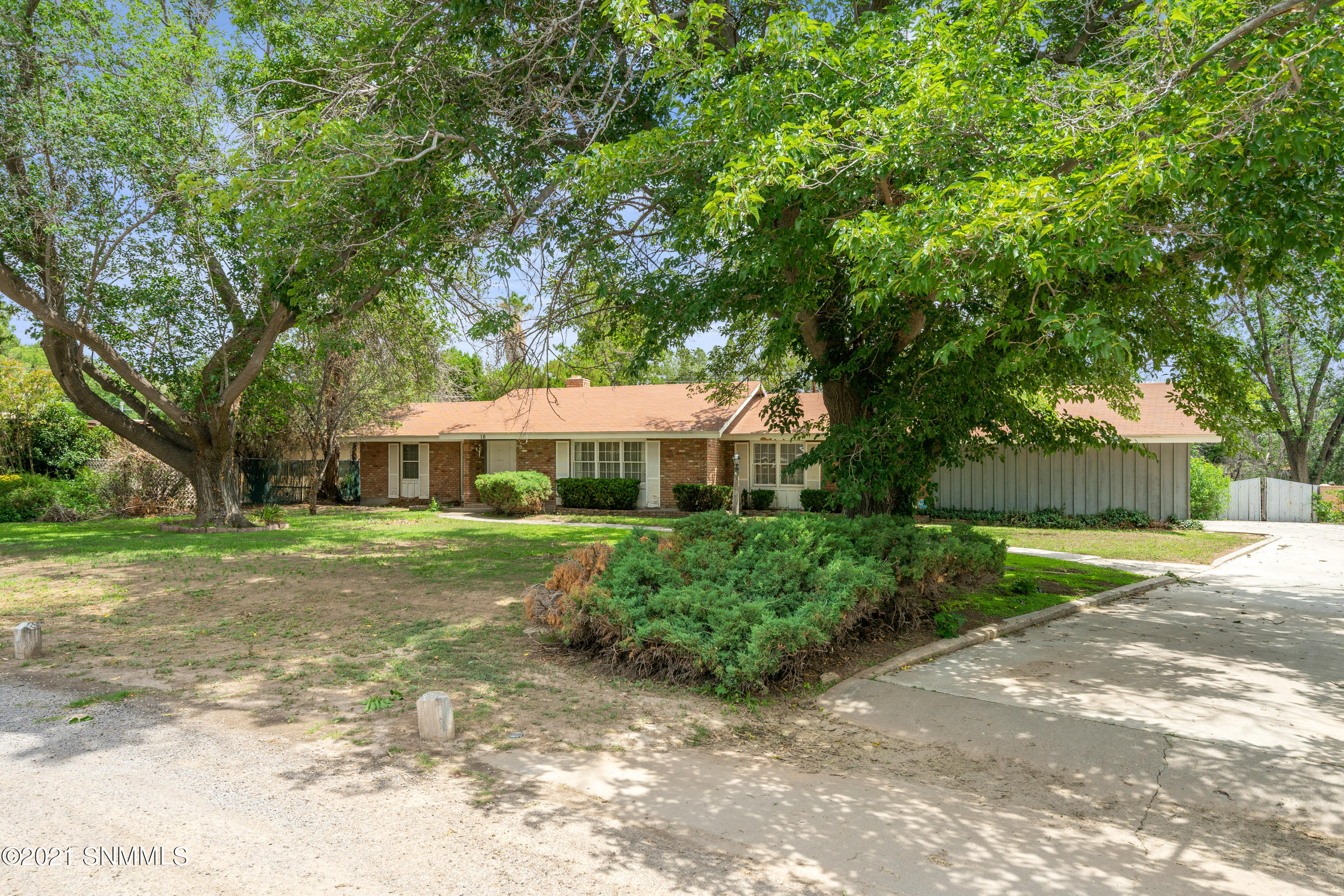 Real Estate Photography Las Cruces Camino Real Middle School - yearsup